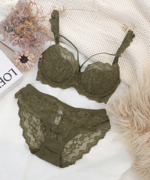 ラマージュバストラインブラジャー&ショーツ【グラマーサイズ】（ブラ