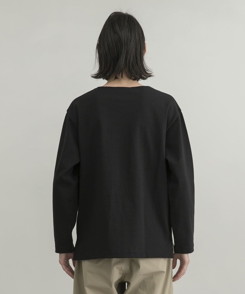 WORK NOT WORK URBAN RESEARCH（ワークノットワークアーバンリサーチ）の「WORK NOT WORK　Basque Shirt（Tシャツ/カットソー・メンズ・グレー系その他/ベージュ系その他/ブラック・X-LARGE/MEDIUM/LARGE/SMALL）」の15枚目の写真