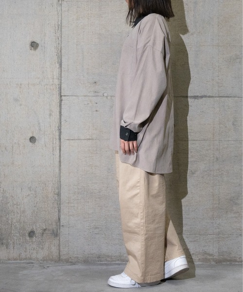 JOHN'S CLOSET(ジョンズクローゼット)の「【i】ポリピーチビックシルエットクレリックシャツ(シャツ/ブラウス・メンズ・ホワイト/ブラック/チャコールグレー/サックスブルー/グレイッシュベージュ・MEDIUM/LARGE/X-LARGE)」の16枚目の写真