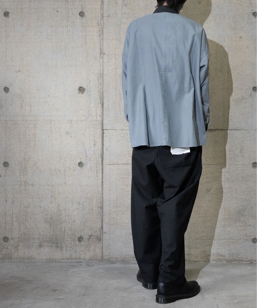 JOHN'S CLOSET(ジョンズクローゼット)の「【i】ポリピーチビックシルエットクレリックシャツ(シャツ/ブラウス・メンズ・ホワイト/ブラック/チャコールグレー/サックスブルー/グレイッシュベージュ・MEDIUM/LARGE/X-LARGE)」の12枚目の写真