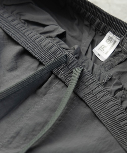 NYLAUS（ナイラス）の「バーサタイル ナイロン イージーパンツ（その他パンツ・メンズ・ブラック/グレー/カモフラージュ/イエロー系その他・S/M/L/XL）」の16枚目の写真