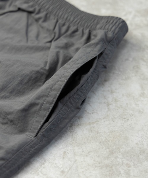 NYLAUS（ナイラス）の「バーサタイル ナイロン イージーパンツ（その他パンツ・メンズ・ブラック/グレー/カモフラージュ/イエロー系その他・S/M/L/XL）」の17枚目の写真