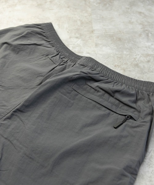 NYLAUS（ナイラス）の「バーサタイル ナイロン イージーパンツ（その他パンツ・メンズ・ブラック/グレー/カモフラージュ/イエロー系その他・S/M/L/XL）」の19枚目の写真