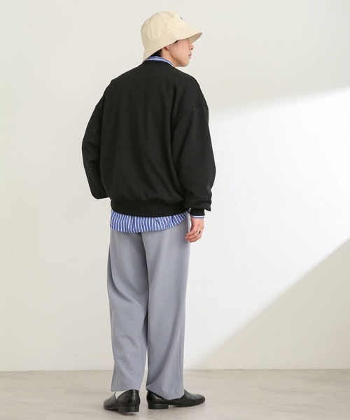 SENSE OF PLACE by URBAN RESEARCH（センスオブプレイスバイアーバンリサーチ）の「『ユニセックス』シルキータッチカラースウェットシャツ（スウェット・メンズ・ライトベージュ/ブラック/ライトグレー/グリーン・MEDIUM/LARGE/X-LARGE）」の11枚目の写真