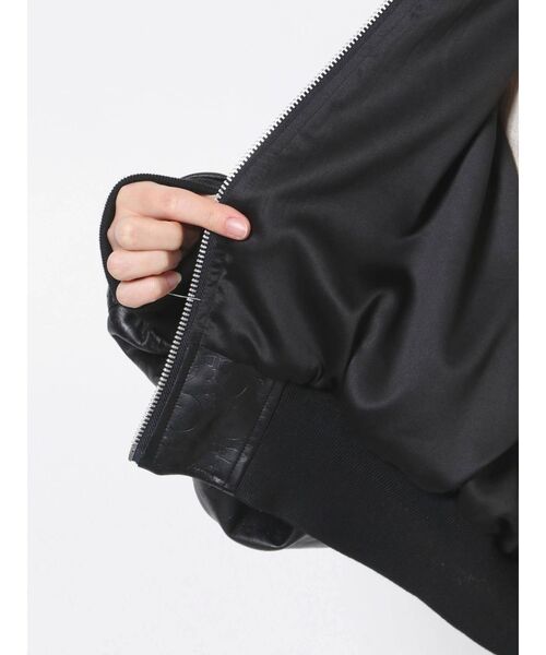 GYDA（ジェイダ）の「GYDA PATTERN ショートBZ（ブルゾン・レディース・ブラック/オフホワイト・FREE）」の18枚目の写真