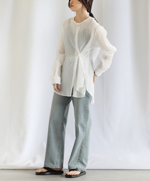 select MOCA（セレクトモカ）の「ランダムプリーツノーカラーシアーシャツ（シャツ/ブラウス・レディース・ホワイト/ブラック/ライトブラウン・FREE）」の13枚目の写真