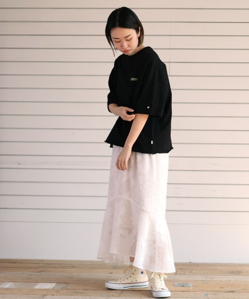 CONVERSE(コンバース)の「【CONVERSE ALLSTAR】ネオンカラーバックプリントTee(Tシャツ/カットソー・レディース・ホワイト/ブラック/ホワイト系その他/ブラック系その他・M)」の22枚目の写真