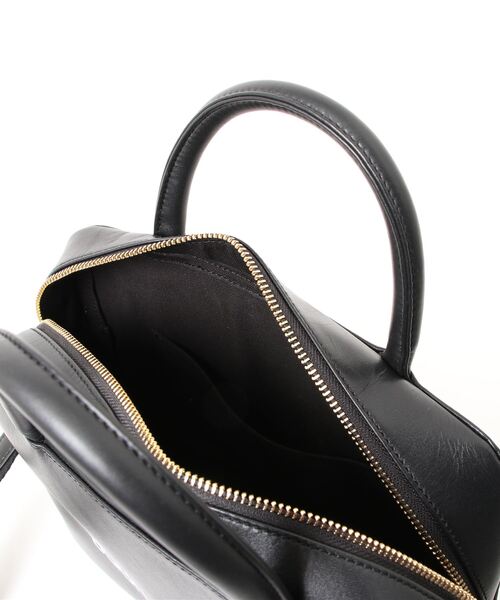 intoxic.（イントキシック）の「【intoxic.】イディオット（ボストンバッグ・レディース・ブラック・FREE）」の4枚目の写真