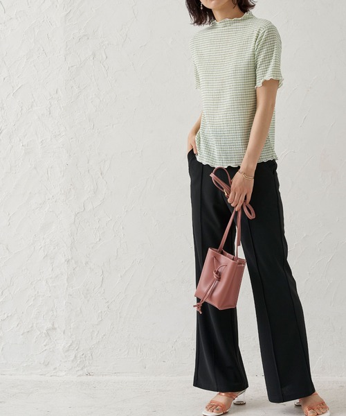 BELLUNA PLUS(ベルーナ)の「エアリー素材メロー配色半袖プルオーバー(Tシャツ/カットソー・レディース・ブラック/サックスブルー/グリーン・MEDIUM/LARGE)」の10枚目の写真