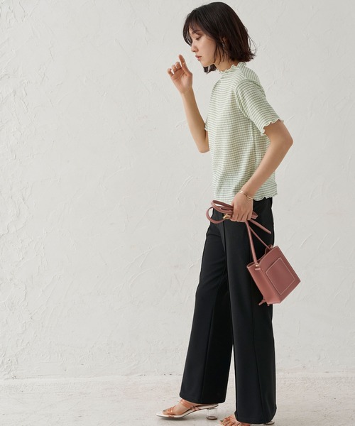 BELLUNA PLUS(ベルーナ)の「エアリー素材メロー配色半袖プルオーバー(Tシャツ/カットソー・レディース・ブラック/サックスブルー/グリーン・MEDIUM/LARGE)」の11枚目の写真