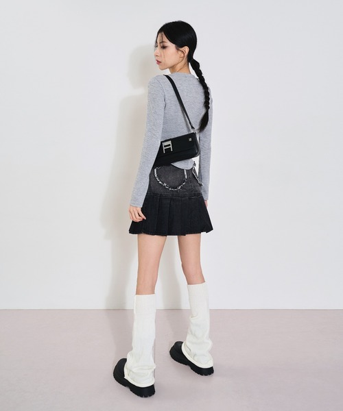 【MOSCHINO】エンバース スプリット ディテール スカート Fashion You Can Sink Your Teeth Into. Moschino's 2014