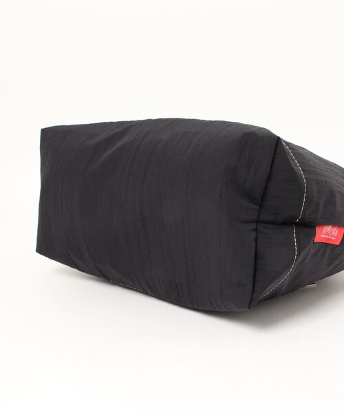 Manhattan Portage（マンハッタンポーテージ）の「Cherry Hill Tote Bag Old School（トートバッグ・メンズ・ブラック/ネイビー・MEDIUM）」の17枚目の写真