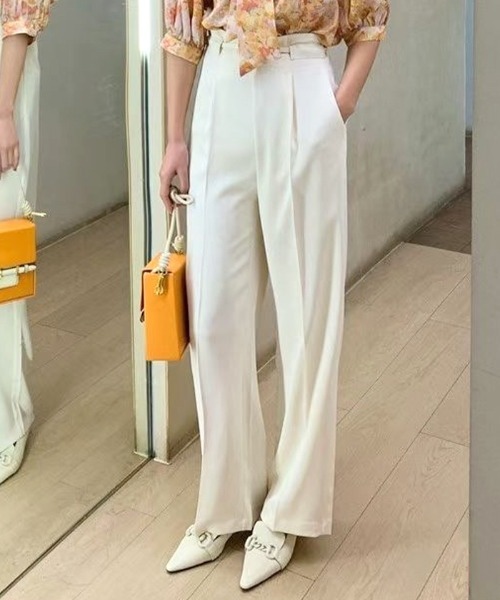 Futier land(フューティアランド)の「センタータックワイドパンツ(その他パンツ・レディース・アイボリー/グリーン/ブルー・MEDIUM/LARGE)」の17枚目の写真