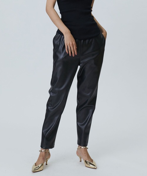 1er Arrondissement(プルミエアロンディスモン)の「WASHABLE FAKE LAMBSKIN パンツ(その他パンツ・レディース・ブラック・38/36)」の1枚目の写真