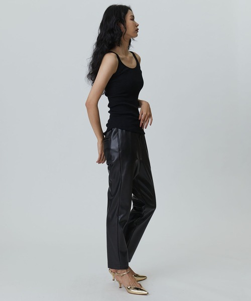 1er Arrondissement(プルミエアロンディスモン)の「WASHABLE FAKE LAMBSKIN パンツ(その他パンツ・レディース・ブラック・38/36)」の3枚目の写真