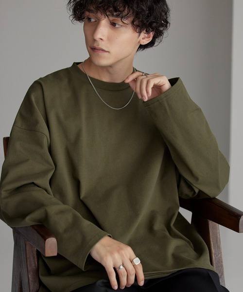 MONO-MART（モノマート）の「リラックスルーズベーシックT オーバーサイズ ラスティックコットン L/Sカットソー（Tシャツ/カットソー・メンズ・ホワイト/ブラック/ダークオリーブ/グレイッシュブルー/チャコール/ライトベージュ/ライトグレー/グレー系/ライトブルー/オリーブ/スモークピンク/パープル/ベージュ/ライトブラウン/ブラウン/ダークネイビー/スモークグレー/ライトグリーン/チェリーレッド/ダークブラウン/ダークブルー・M/L/S/XL）」の13枚目の写真