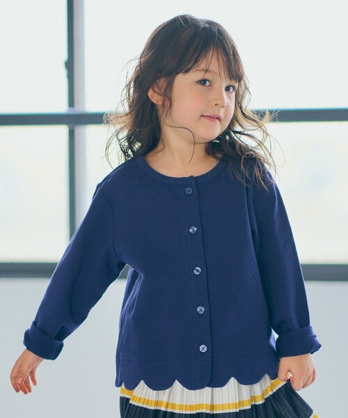 SHOO・LA・RUE（シューラルー）の「◆【100-140cm】裾スカラップ裏毛カーディガン（カーディガン/ボレロ・キッズ・ネイビー/ライトパープル/ブラック・11/10/12/13/14）」の7枚目の写真