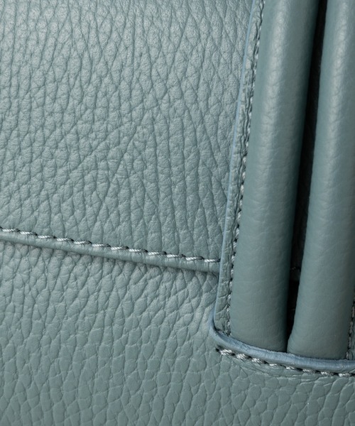 BEARDSLEY(ビアズリー)の「【新色オフホワイト入荷・先行販売】本革なのに軽量・イタリア製老舗メーカーのHERNAN バッグ(ハンドバッグ・レディース・グレー/オフホワイト/キャメル/グリーン・FREE)」の20枚目の写真