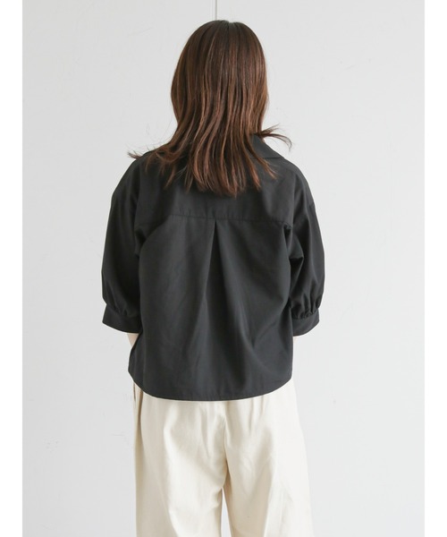 ehka sopo(エヘカソポ)の「パフスリーブ開襟シャツ(セットアップ可)(シャツ/ブラウス・レディース・グリーン/ブラウン/ブラック・フリ-)」の8枚目の写真
