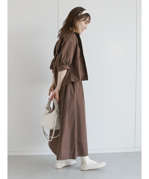 ehka sopo(エヘカソポ)の「パフスリーブ開襟シャツ(セットアップ可)(シャツ/ブラウス・レディース・グリーン/ブラウン/ブラック・フリ-)」の19枚目の写真