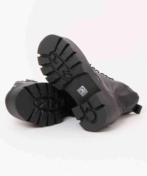Shoes in Closet(シューズインクローゼット)の「厚底 プラットフォーム バルキーソール レースアップ ブーツ 957(ブーツ・レディース・ホワイト/ブラック・#5/#6/#4/#3/#2)」の16枚目の写真