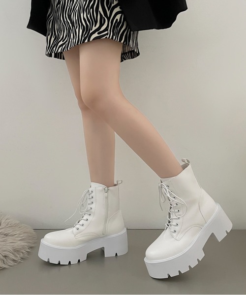 Shoes in Closet（シューズインクローゼット）の「厚底