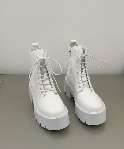 Shoes in Closet(シューズインクローゼット)の「厚底 プラットフォーム バルキーソール レースアップ ブーツ 957(ブーツ・レディース・ホワイト/ブラック・#5/#6/#4/#3/#2)」の12枚目の写真