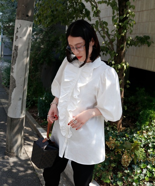 ELFRANK（エルフランク）の「【綿100％使用】フロントフリルボリューム袖チュニックブラウス【洗える】（シャツ/ブラウス・レディース・ブラック/オフホワイト/ピンク・FREE）」の15枚目の写真