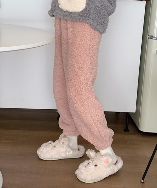 aimoha（アイモハ）の「子犬のフワフワモコモコぬいぐるみスリッパ（ルームシューズ/スリッパ・レディース・ホワイト/ベージュ/ダークグレー・23.0cm/24.0cm/25.0cm）」の20枚目の写真