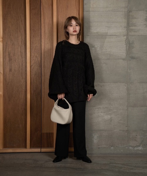 Amiur（エミレ）の「change pattern volume knit（ニット/セーター・レディース・ベージュ/アイボリー/ブラック・FREE）」の11枚目の写真