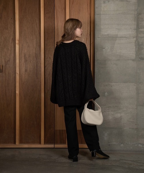 Amiur（エミレ）の「change pattern volume knit（ニット/セーター・レディース・ベージュ/アイボリー/ブラック・FREE）」の20枚目の写真