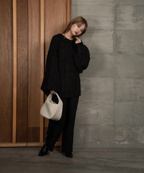 Amiur（エミレ）の「change pattern volume knit（ニット/セーター・レディース・ベージュ/アイボリー/ブラック・FREE）」の14枚目の写真