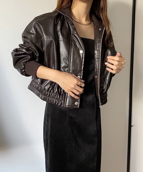 callautia（カラウティア）の「ハイネックレザーショートブルゾン（ブルゾン・レディース・ブラック/ライトベージュ/ブラウン・SMALL/MEDIUM/LARGE）」の11枚目の写真