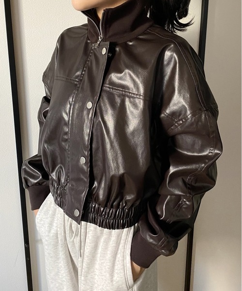 callautia（カラウティア）の「ハイネックレザーショートブルゾン（ブルゾン・レディース・ブラック/ライトベージュ/ブラウン・SMALL/MEDIUM/LARGE）」の13枚目の写真