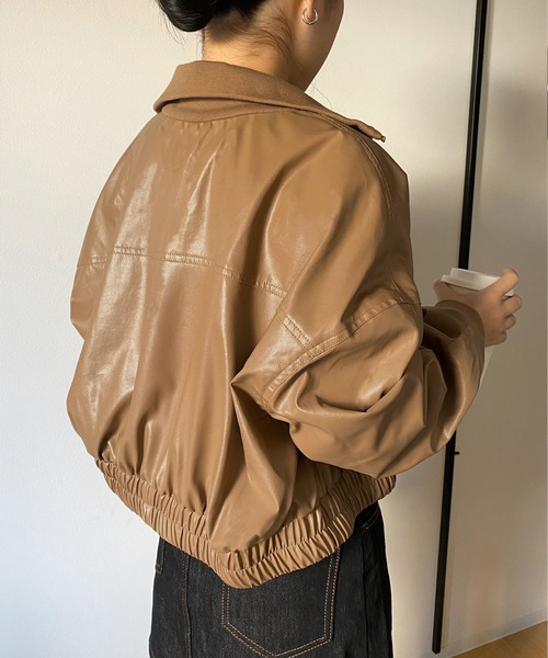 callautia（カラウティア）の「ハイネックレザーショートブルゾン（ブルゾン・レディース・ブラック/ライトベージュ/ブラウン・SMALL/MEDIUM/LARGE）」の22枚目の写真