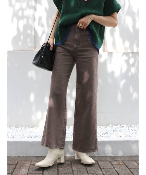 Ungrid（アングリッド）の「Wrangler別注 カラーストレートデニム（デニムパンツ・レディース・ブラック/ブラウン・24inch/25inch/26inch）」の8枚目の写真