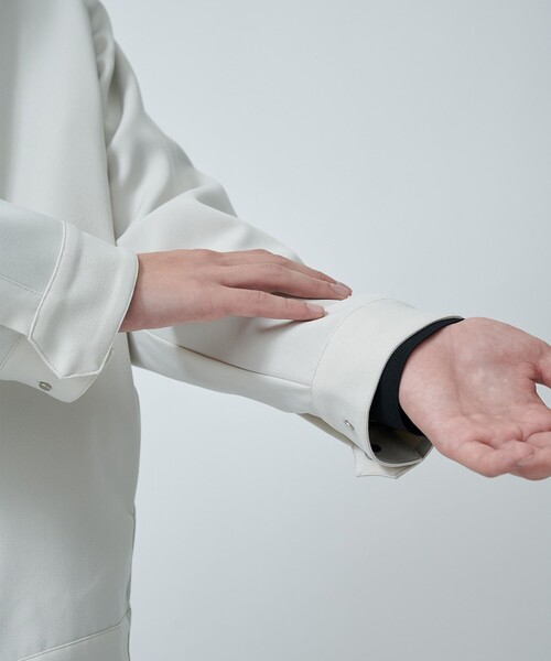 CITY TOKYO（シティトウキョウ）の「【洗える/シワ防止】NEOジェネレーションジップアップブルゾン リラックスフィット/異素材切り替えデザイン（ブルゾン・メンズ・ブラック/グレイッシュベージュ/グリーン・1/3/2）」の14枚目の写真