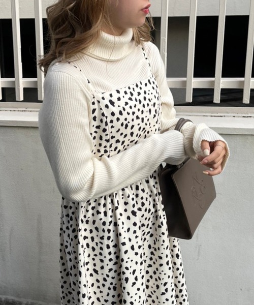 one after another NICE CLAUP（ワンアフターアナザーナイスクラップ）の「ボリューム感がポイント。Aラインキャミワンピース（ワンピース・レディース・ブラック/ピンク/モカ/ホワイト系その他・FREE）」の16枚目の写真