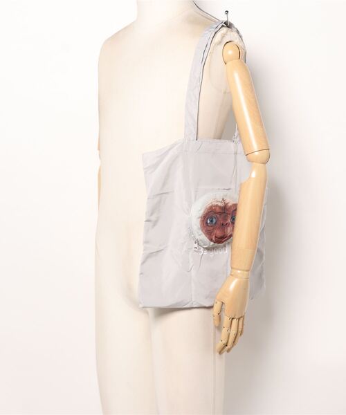BIRTHDAY BAR（バースデイバー）の「「E.T.」Face tote フェイストート（トートバッグ・レディース・グレー/ブラック・フリー）」の18枚目の写真