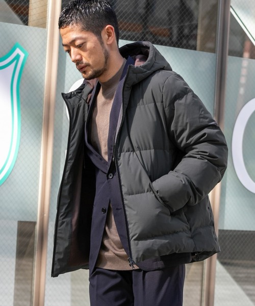 URBAN RESEARCH ROSSO MEN(アーバンリサーチロッソメン)の「『XLサイズあり』ファンクショナルストレッチグリーンダウンジャケット(ダウンジャケット/コート・メンズ・ブラック/カーキ/チャコールグレー/パープル系その他・MEDIUM/LARGE/X-LARGE)」の3枚目の写真