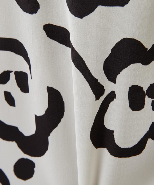 GALLARDAGALANTE（ガリャルダガランテ）の「《セットアップ対応》ヴィンテージサテンキャミソール（キャミソール・レディース・ホワイト/ブルー・FREE）」の15枚目の写真