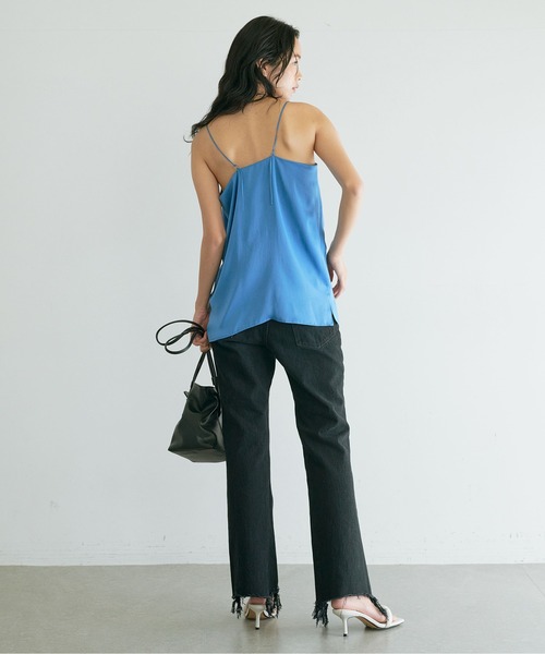 GALLARDAGALANTE（ガリャルダガランテ）の「《セットアップ対応》ヴィンテージサテンキャミソール（キャミソール・レディース・ホワイト/ブルー・FREE）」の6枚目の写真