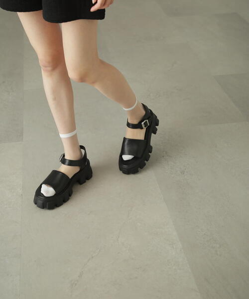 FREE'S MART(フリーズマート)の「◆タンクソールサンダル(サンダル・レディース・ブラック/ホワイト・LARGE/MEDIUM)」の17枚目の写真