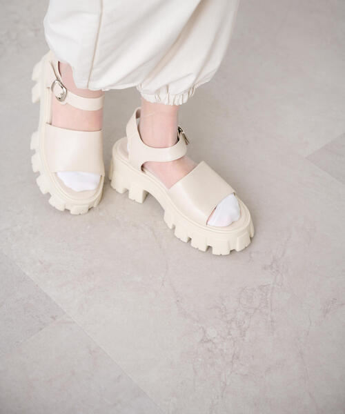 FREE'S MART(フリーズマート)の「◆タンクソールサンダル(サンダル・レディース・ブラック/ホワイト・LARGE/MEDIUM)」の4枚目の写真