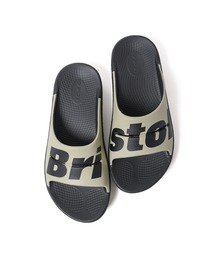 Bristol サンダル ベージュ/ブラック F.C.Real Bristol（エフシーレアルブリストル）の「OOFOS OOahh