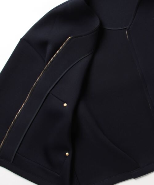 ottilie（オティーリエ）の「ottilie ダンボールコクーンジャケット（ノーカラージャケット・レディース・ナチュラル/ネイビー・FREE）」の3枚目の写真