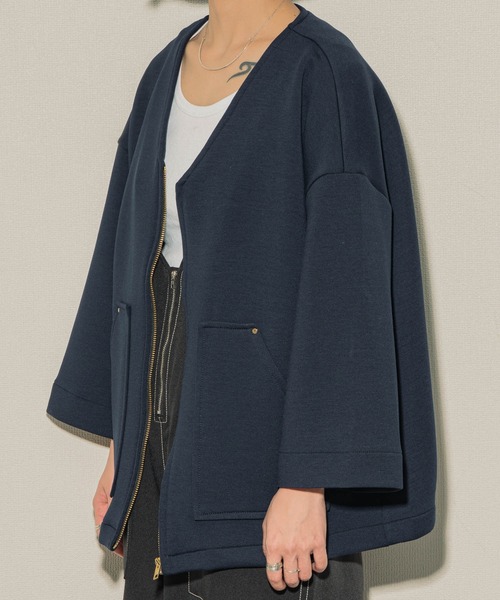 ottilie（オティーリエ）の「ottilie ダンボールコクーンジャケット（ノーカラージャケット・レディース・ナチュラル/ネイビー・FREE）」の7枚目の写真