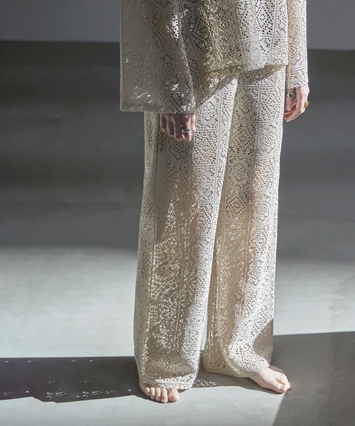 etoll.（エトル）の「クロシェレースイージーワイドパンツ（その他パンツ・レディース・ブラック/ベージュ/オフホワイト・M）」の3枚目の写真