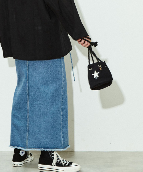 CONVERSE TOKYO（コンバーストウキョウ）の「ミニバケットバッグ（ショルダーバッグ・レディース・チャコールグレー/アイボリー/ブラック・FREE）」の9枚目の写真