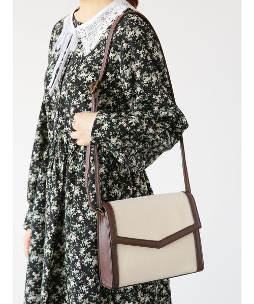 ehka sopo（エヘカソポ）の「キャンバスパイピングショルダーバッグ（ハンドバッグ・レディース・キャメル/ブラック/ブラウン・ﾌﾘ-）」の4枚目の写真